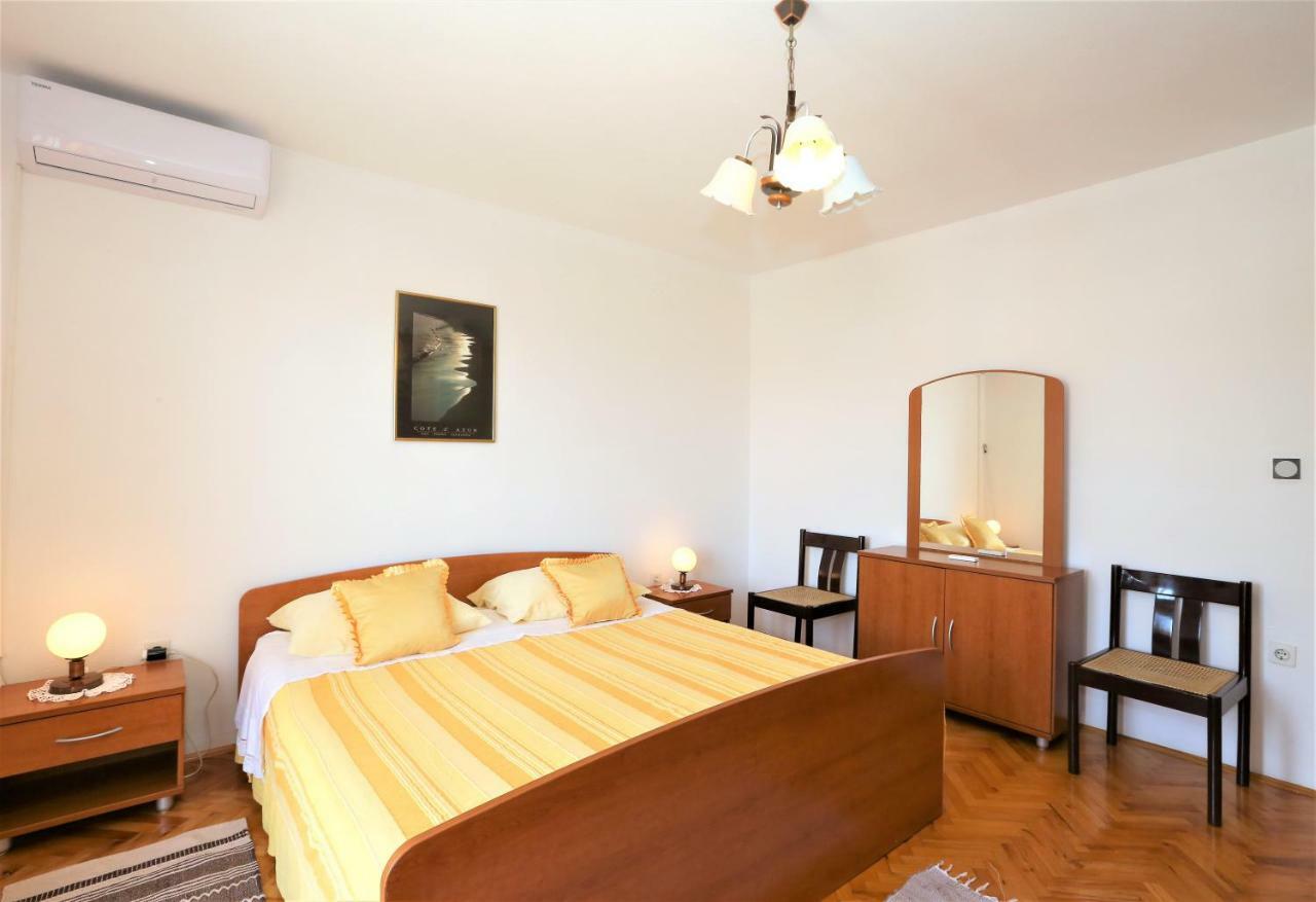 Apartmani Vinko บาชกาโวดา ภายนอก รูปภาพ