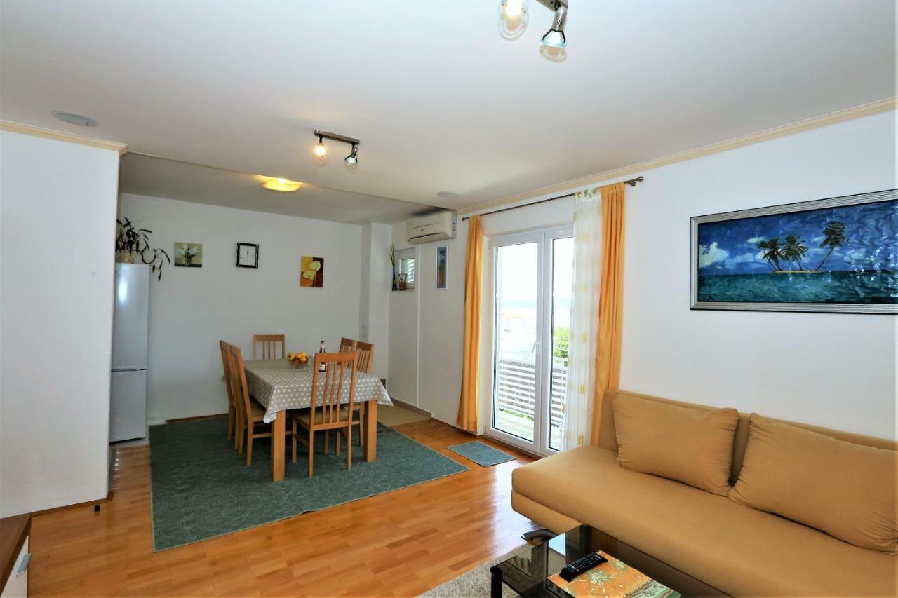 Apartmani Vinko บาชกาโวดา ภายนอก รูปภาพ