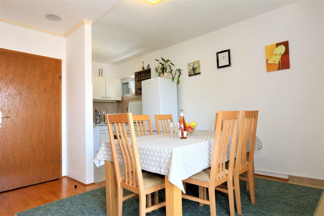 Apartmani Vinko บาชกาโวดา ภายนอก รูปภาพ