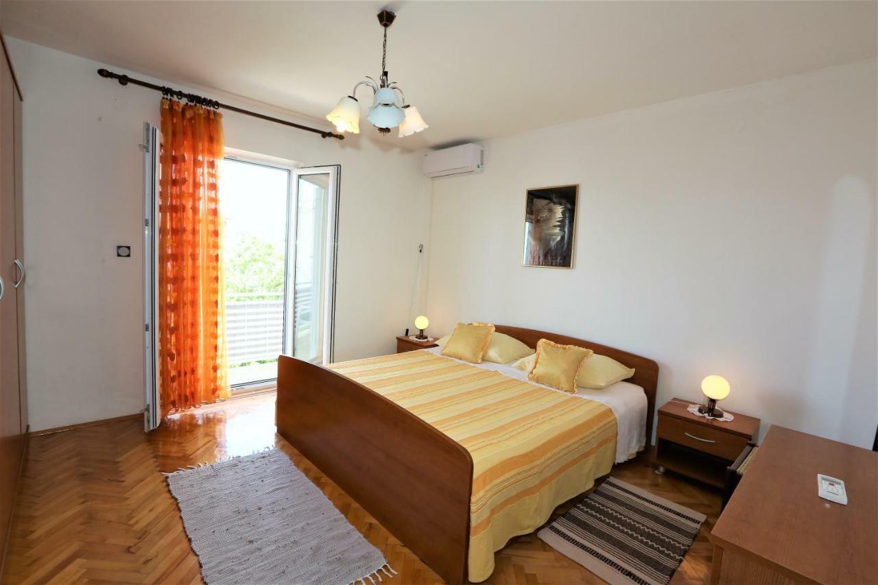 Apartmani Vinko บาชกาโวดา ภายนอก รูปภาพ