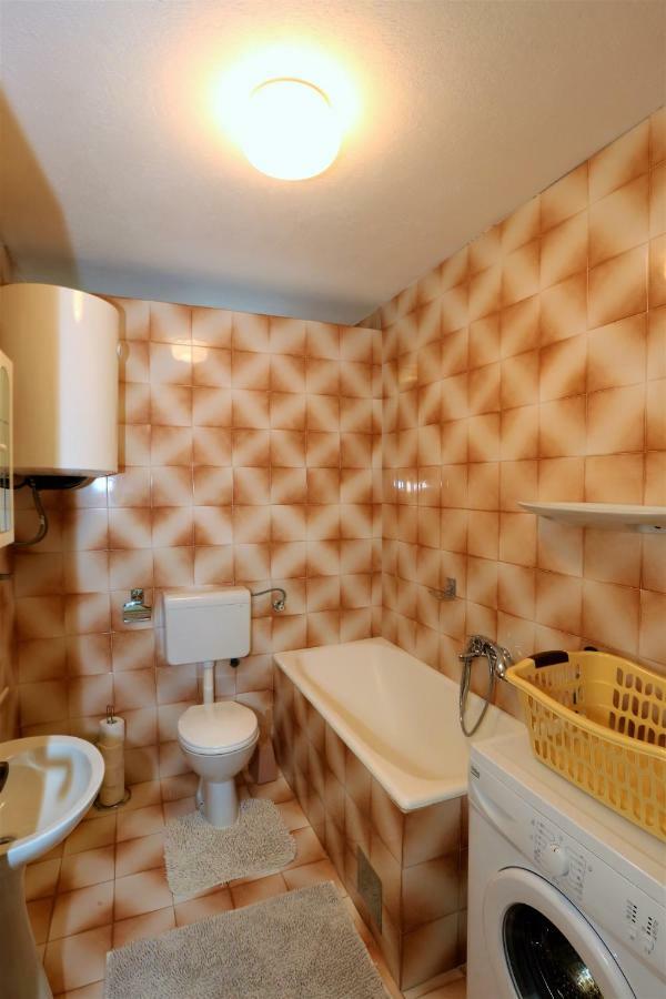 Apartmani Vinko บาชกาโวดา ภายนอก รูปภาพ